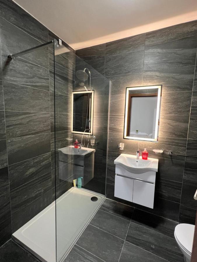 Condo With Patio Overlooking Piazza Gzira Ngoại thất bức ảnh